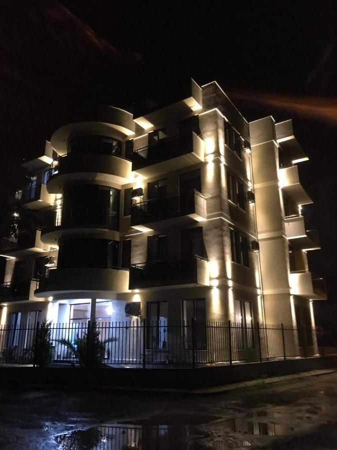 Hotel Fleur De Lis Gonio Dış mekan fotoğraf
