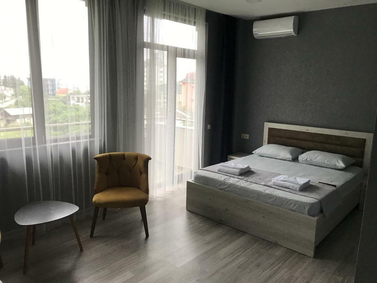 Hotel Fleur De Lis Gonio Dış mekan fotoğraf