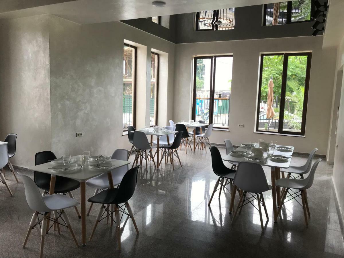 Hotel Fleur De Lis Gonio Dış mekan fotoğraf
